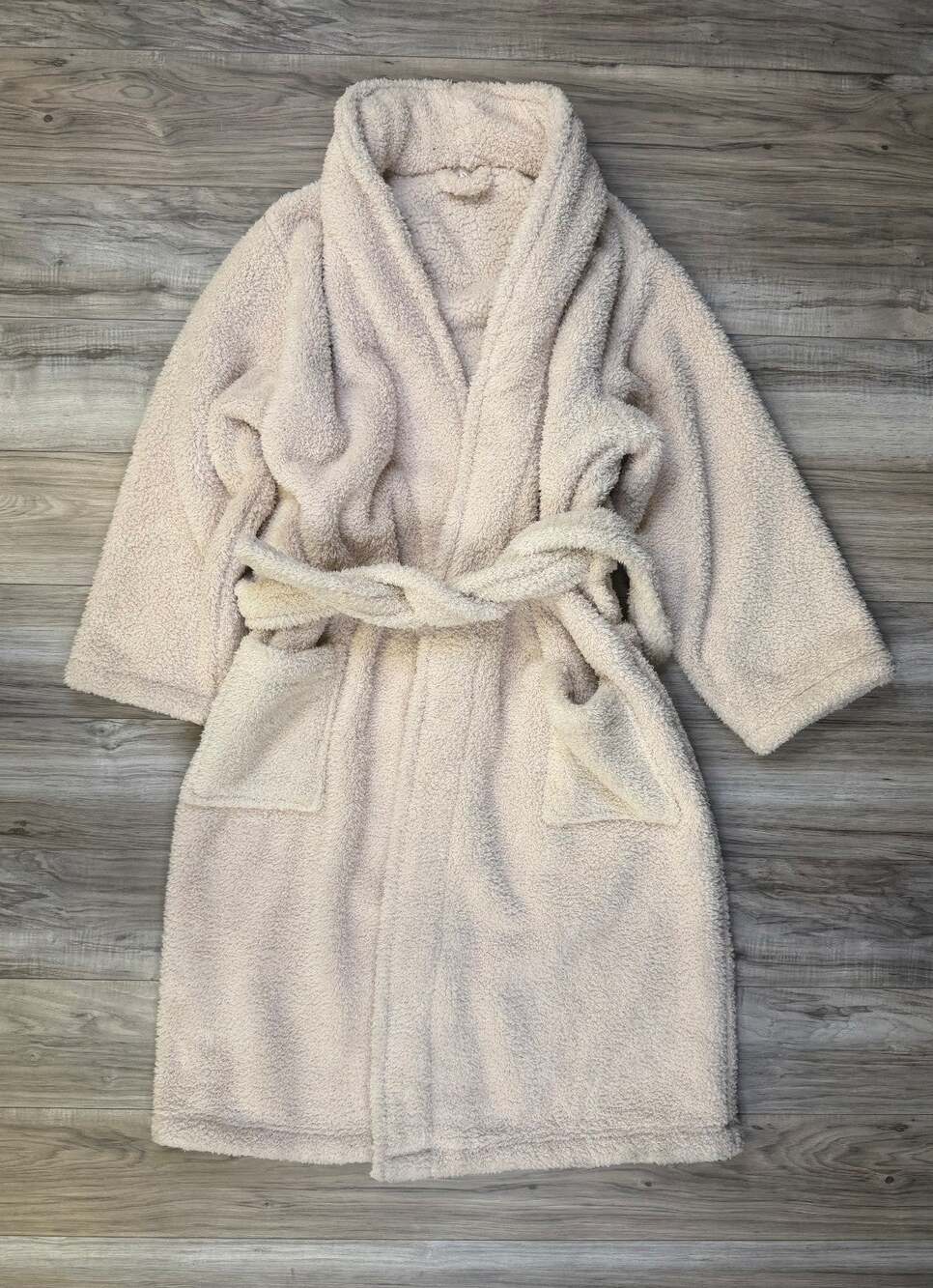 Pottery Barn PB Cozy Comfort Robe Beige Ivory Plush Teddy Sherpa Large NEW